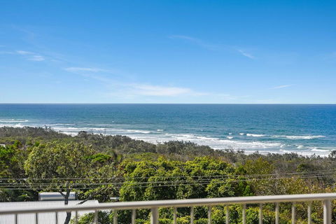 Kari 3 - 3/7 Peregian Esplanade - Accommodation Daintree 0