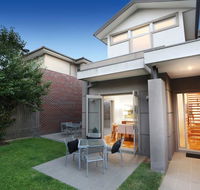 Kew Luxury Townhouse - Accommodation Daintree