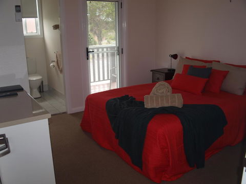 King Street Motel - Accommodation Daintree 0
