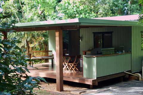 Kingfisher Cabin - Accommodation Daintree 0