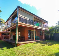 Kingfisher LakeHouse - Accommodation Daintree