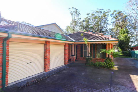 Kingfisher LakeHouse - Accommodation Daintree 2