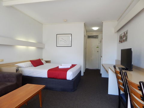 Kingston Lobster Motel - Accommodation Daintree 2