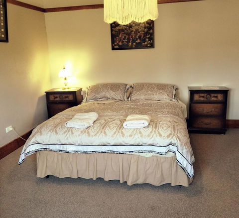 Kinross Metcalfe Farm - Accommodation Daintree 2