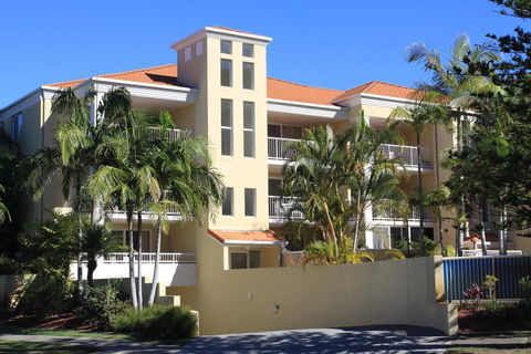 Koala Cove Holiday Apartments - Accommodation Daintree 2