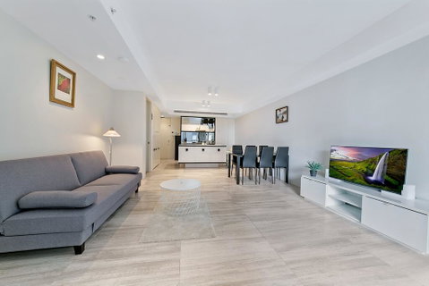 KOZYGURU HAYMARKET SYDNEY CITY VIEW 2 BED STUNNING APT NHA178-1206 - Accommodation Daintree 0