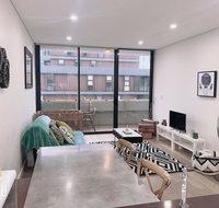KOZYGURU WATERLOO KOZY 2 BED APT 10MIN TO CBD NWA005-2402 - Accommodation Daintree
