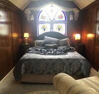 Krinklewood Cottage  Train Carriages - Accommodation Daintree