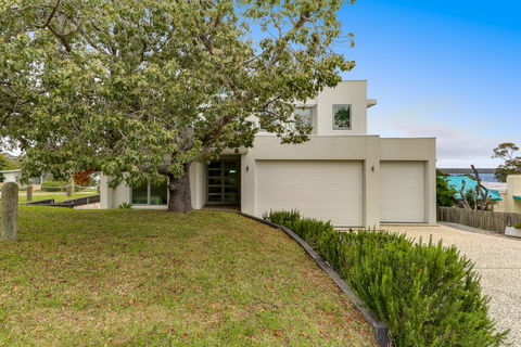 Kurrajong - Accommodation Daintree 2
