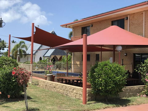 Kurrimine Beach Motel - Accommodation Daintree 3