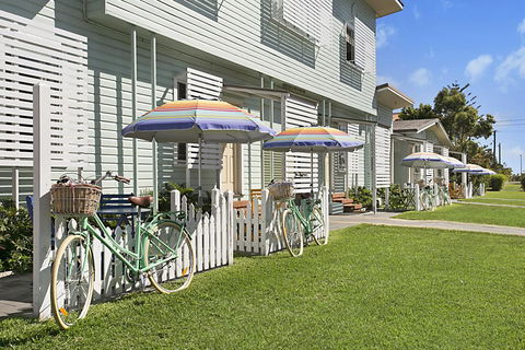 La Costa Beachside Motel - Accommodation Daintree 0