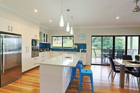 Laguna Views - Airlie Beach - Accommodation Daintree 2