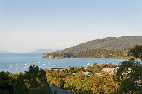 Laguna Views - Airlie Beach - Accommodation Daintree 0
