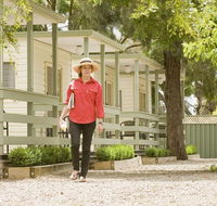 Lake Hamilton Motor Village and Caravan Park - Accommodation Daintree