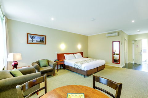 Lake Inn - Ballarat - Accommodation Daintree 3