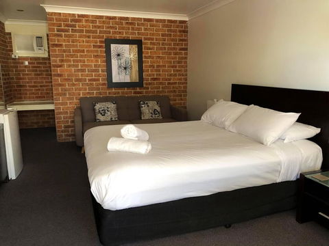 Lake Macquarie Motor Inn - Accommodation Daintree 0