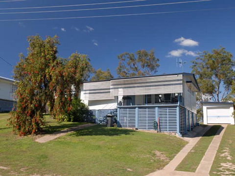 Lake Monduran Holiday Park - Accommodation Daintree 3