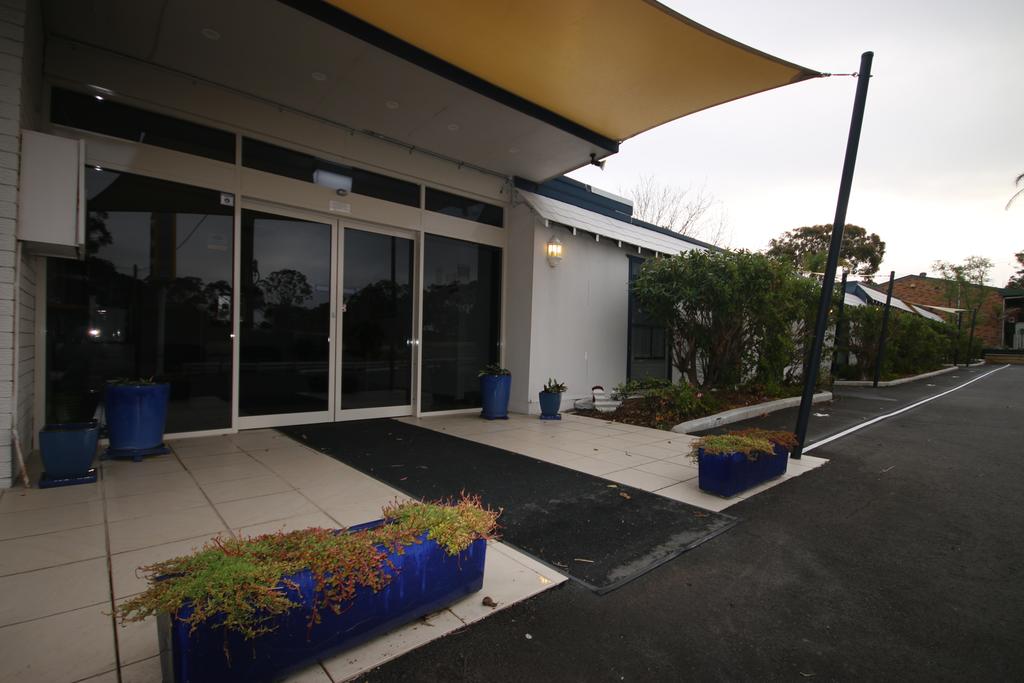 Lake Munmorah NSW Accommodation Daintree