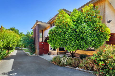 Lake Wendouree Luxury Apartments On Webster - Accommodation Daintree 0