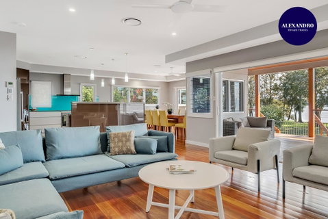 LAKEFRONT And SUNSET HAVEN - Accommodation Daintree 0