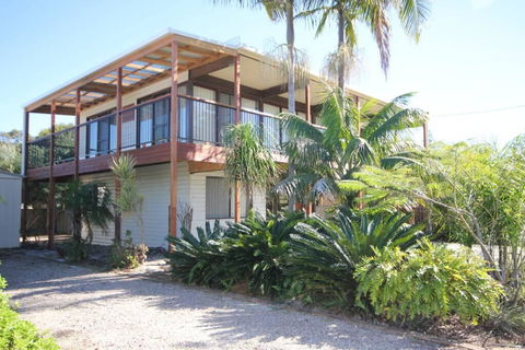 Lakehouse On Oxley - Accommodation Daintree 0