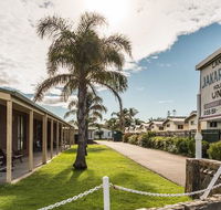Lakes Jakaranda Holiday Units - Accommodation Daintree
