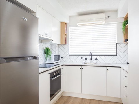 Lakes Way - Accommodation Daintree 3