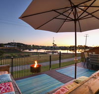 Lakeside Deck House - Accommodation Daintree