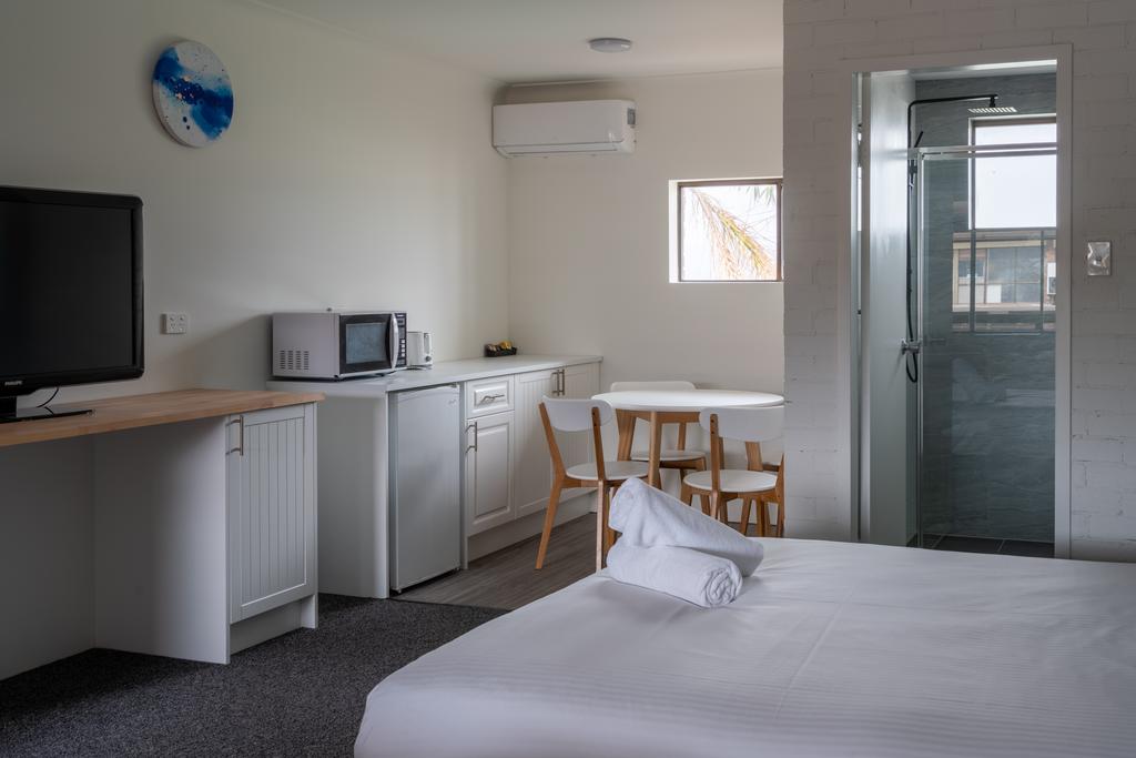 Windang NSW Accommodation Daintree