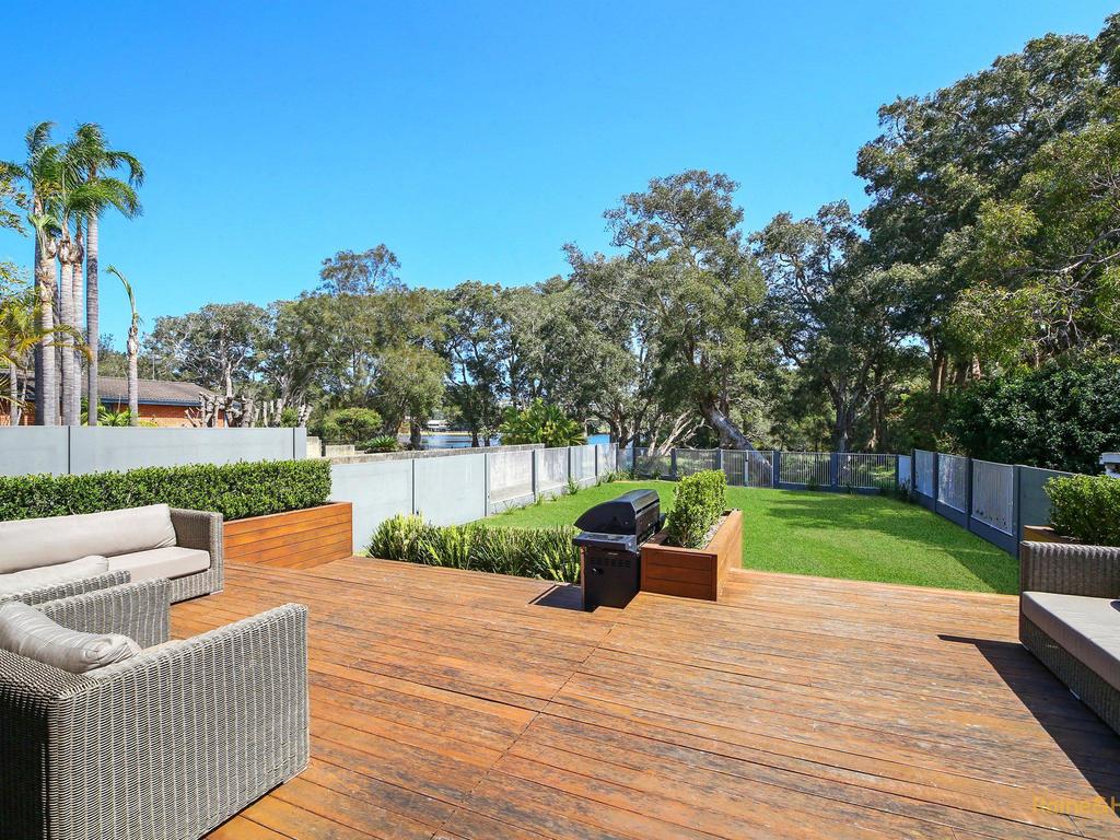North Avoca NSW Accommodation Daintree