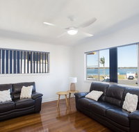 Lakeside Retreat - Accommodation Daintree