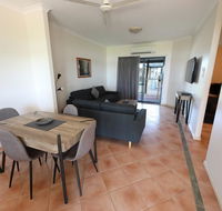 Lakeview Apartments - Accommodation Daintree