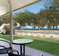 Large family waterfront home with room for a boat - Welsby Pde Bongaree - Accommodation Daintree