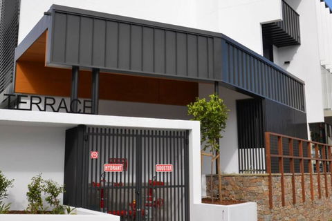 Large Space 2 BED APT Near Brisbane Airport - Accommodation Daintree 1