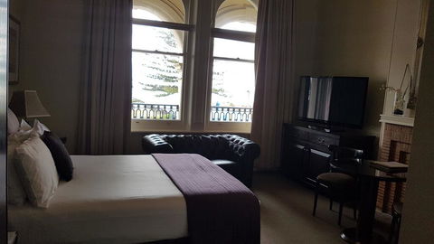 Largs Pier Hotel - Accommodation Daintree 2