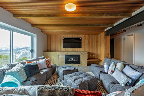 Le Chalets - Accommodation Daintree 1