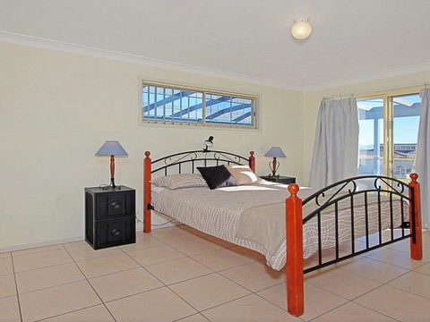Le Vista - Panoramic Views Looking South - Accommodation Daintree 2