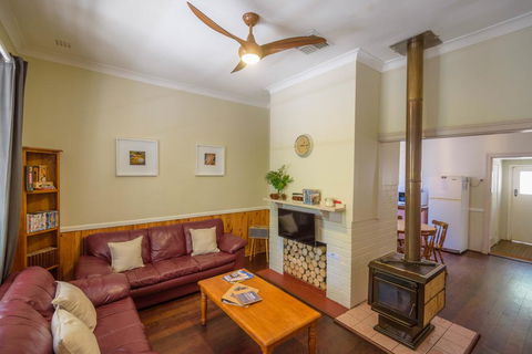 Lewana Cottages - Accommodation Daintree 2