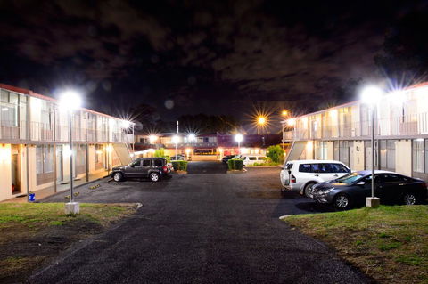 Liberty Plains Motor Inn - Accommodation Daintree 0