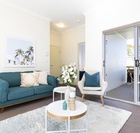 Light bright and spacious unit close to beaches - Accommodation Daintree