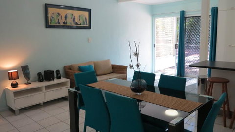 Loyang Apartments Unit 3 - Accommodation Daintree 2