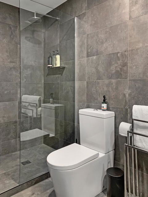 Luxe Brunswick Apartments - Accommodation Daintree 3