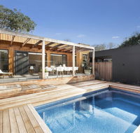 Luxe on Lydgate Family retreat with pool WiFi Foxtel walk to beach - Accommodation Daintree
