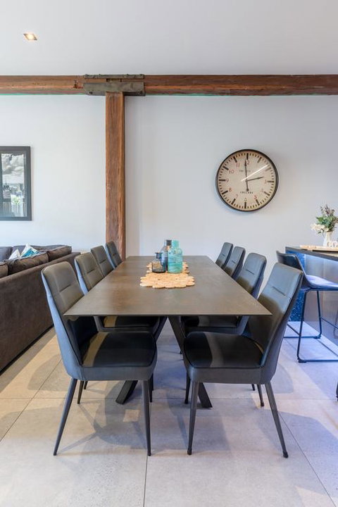 Luxury 3 Brm 2 Bath Woolstore Apt With Courtyard - Accommodation Daintree 3