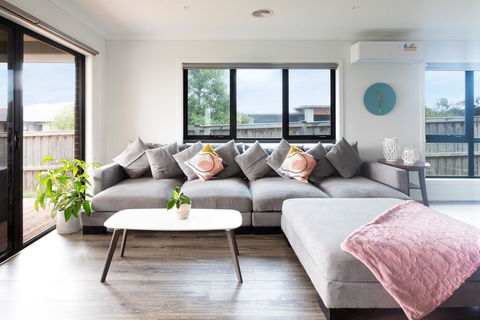 Luxury Escape In Ocean Grove - Accommodation Daintree 3