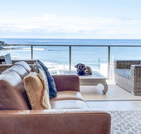 Luxury Kings Beach PenthouseLarge Outdoor Balcony Ocean Views 2 Mins to Beach - Accommodation Daintree
