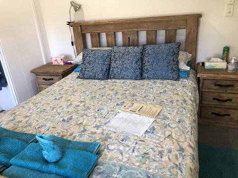 M & T's Waterfront Bed & Breakfast - Accommodation Daintree 1