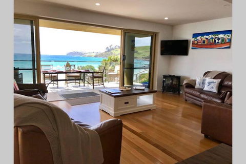 Magic Beach - Accommodation Daintree 0