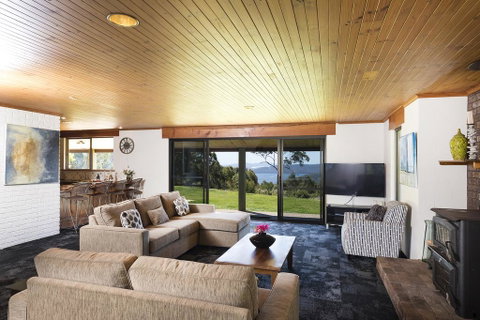 Magic Mountain At Smiths Lake - Accommodation Daintree 1