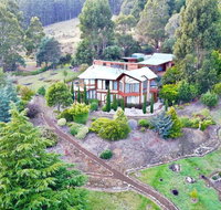 MAGICAL MOUNTAIN RETREAT - 20 mins to CBD and only 10 to MONA - Accommodation Daintree